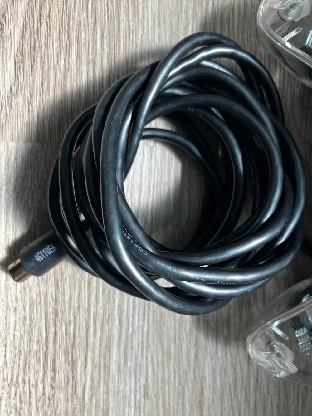 Microsoft two wired
